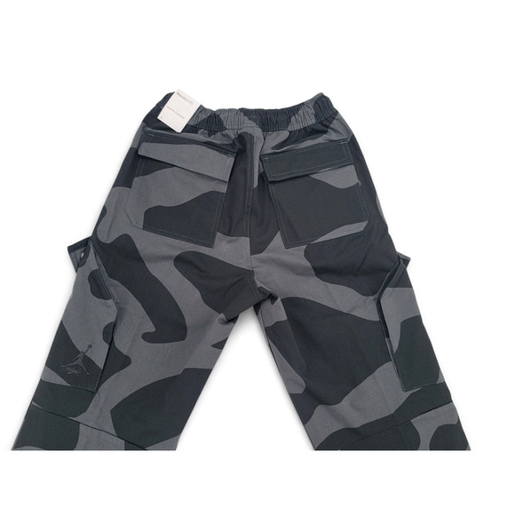 Jordan Essentials Chicago‎ Camo Pants XS Utility Style Streetwear Cargos - Picture 7 of 10